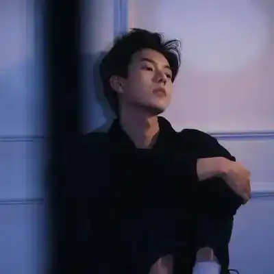 钱莲
